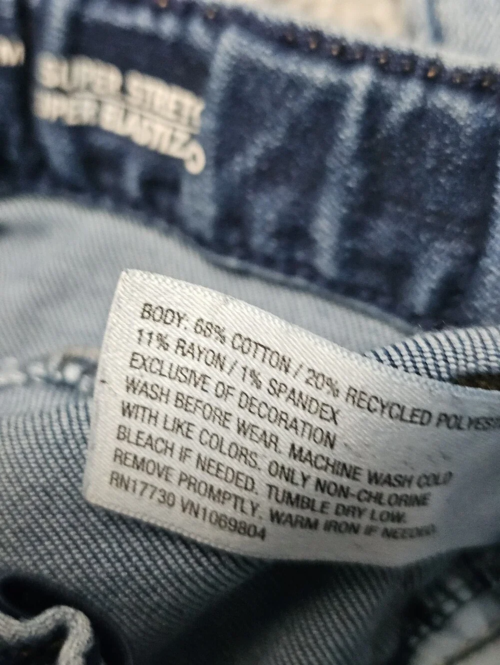 Cat & Jack Two-Pack Kids' Denim Jeans in Dark Blue and Light Blue Size 2T - 3T